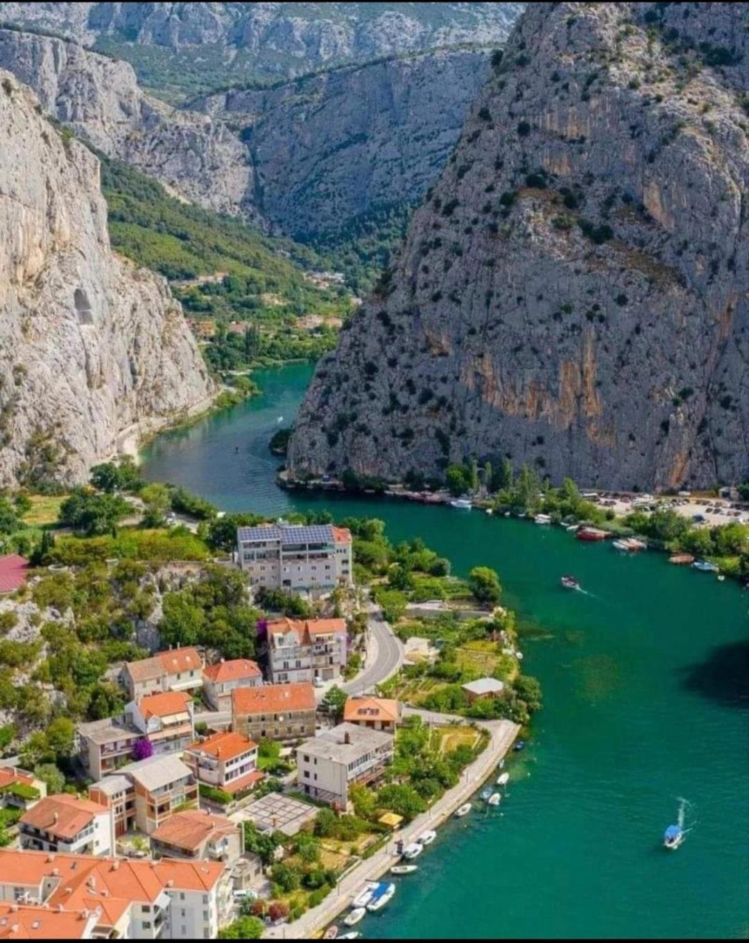 Apartmani Branko Vojnovic Omis Room photo